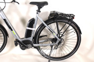 E-Bike, Tiefeinstieg, silberfarben