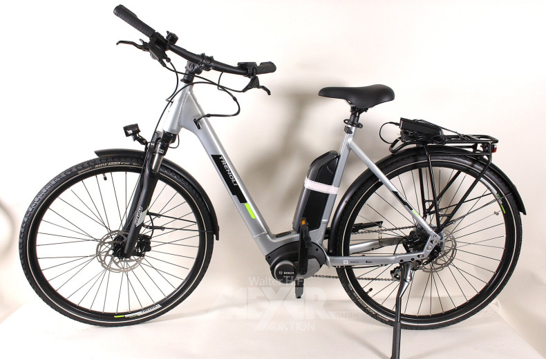 E-Bike, Tiefeinstieg, silberfarben