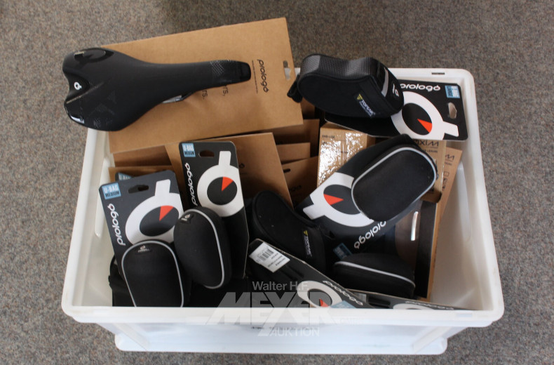 gr. Posten Fahrradsättel, versch. Hersteller, ca. 40 Stück