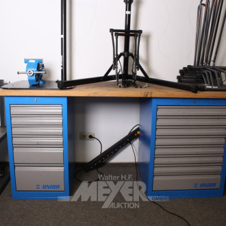 Werkbank auf 2 Metall-Werkzeugschränken, blau mit Holz-Multiplexplatte