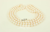 Lange Perlenkette mit Schließe in 585 WG
