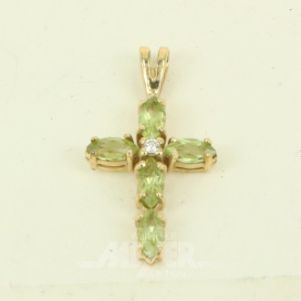 Anhänger 'Kreuz', mit Peridot u. 1 kl. Brillant