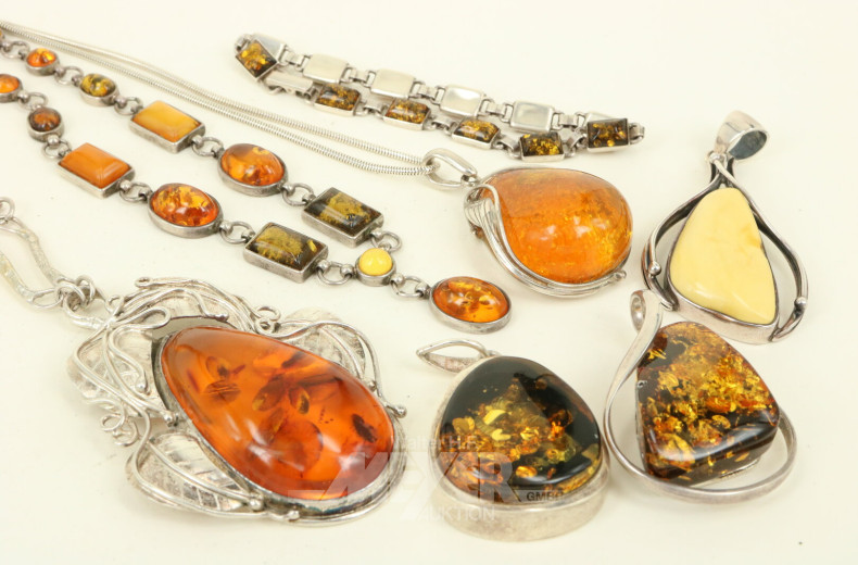 Konvolut Bernsteinschmuck in 925er Silber
