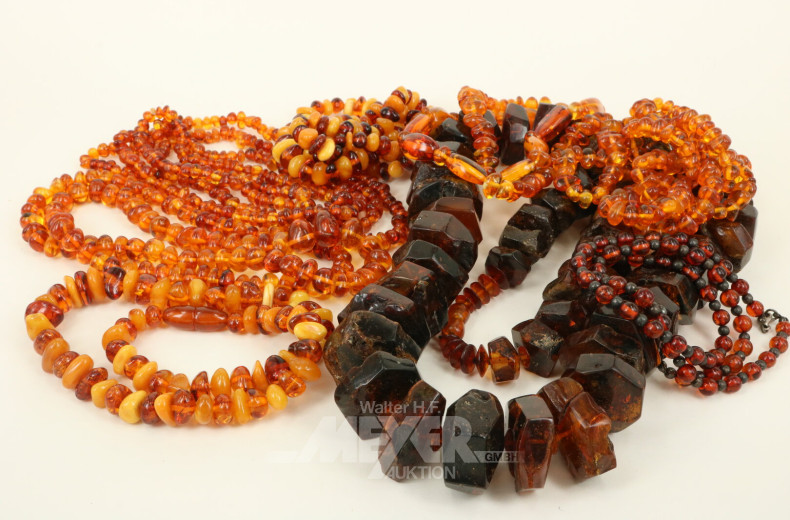 Posten div. Bernsteinketten