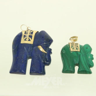2 Anhänger 'Elefant', geschliffen aus Lapislazuli u. Malachit, Öse u. Beschlag in 585 GG