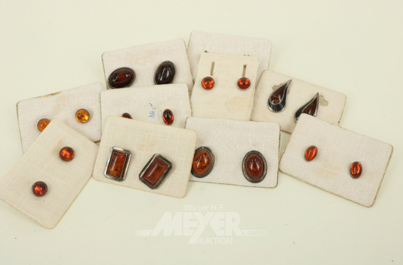 Posten div. Bernstein-Ohrringe