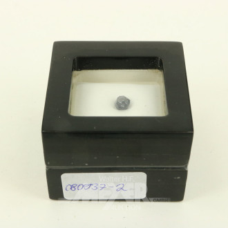 Diamant im Schmuck-Kasten