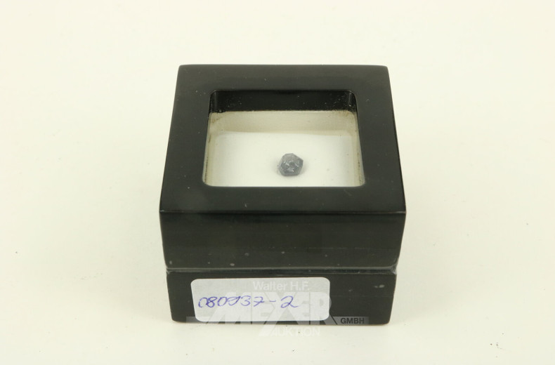 Diamant im Schmuck-Kasten