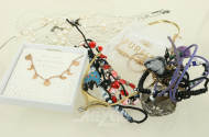 Konvolut Modeschmuck, u.a.:
