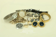 Konvolut Modeschmuck, sowie 4 Armbanduhren