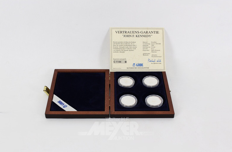 4 Gedenkprägungen zu Ehren des US-Präsidenten John F. Kennedy in Feinsilber