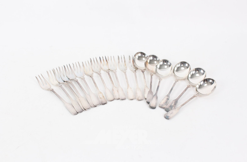 Konvolut Silberbesteck, best. aus 12 Kuchengabeln und 6 Frühstückslöffel