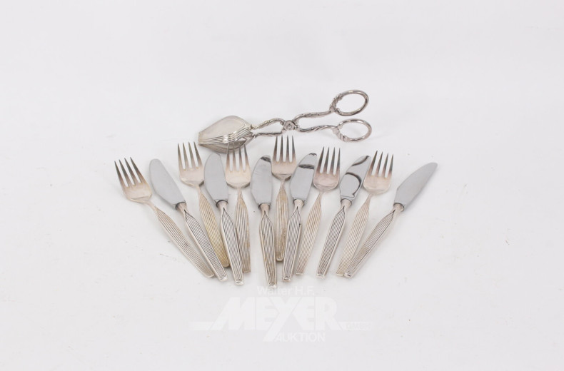 6 Speisegabeln sowie 6 Messer