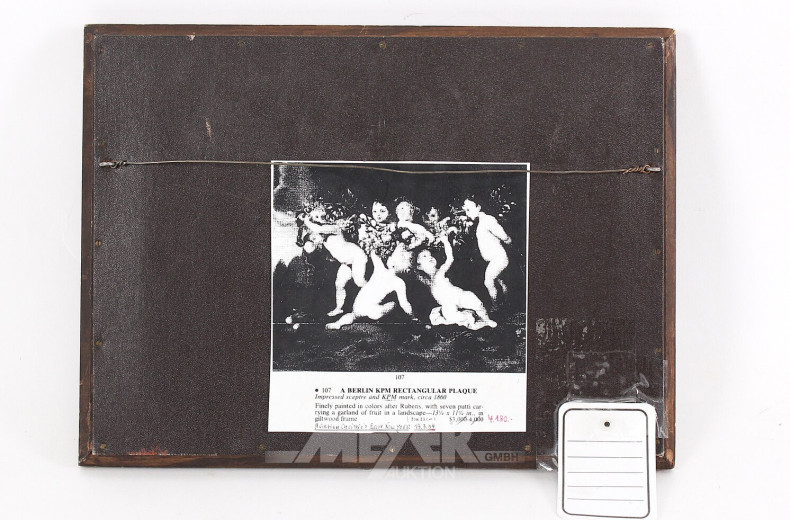 kl. Porzellanbild, allegorische Szene "Die Früchtegirlande"