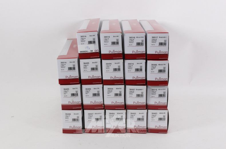 19 versch. Steuerwagen u. Waggons