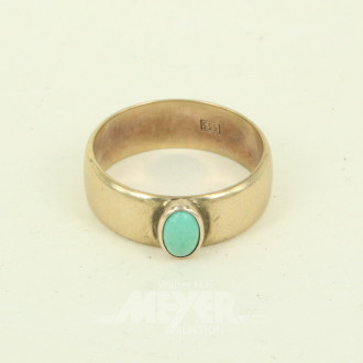 Ring mit türkisfarbenem Farbstein