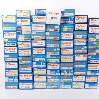 gr. Posten Güter- u. Personenwaggons