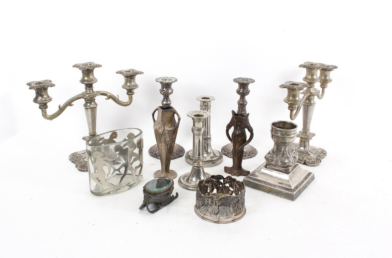 Konvolut Kerzenleuchter und Dekorationen