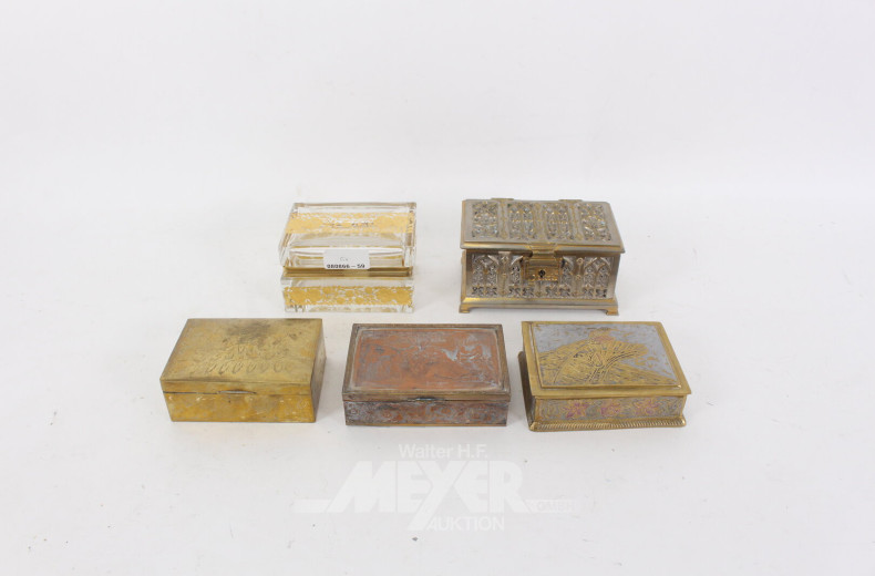 5 versch. kl. Schatullen u. Schmuckdosen