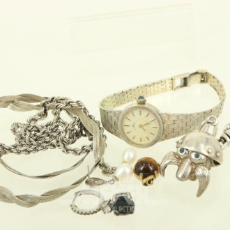 Kl. Konvolut Silberschmuck, überw. 925er Silber, best. aus: