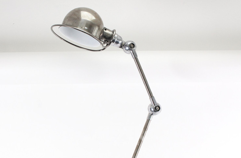 Stehleuchte im Industrie-Look (vermutl. Umbau)