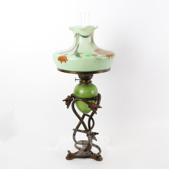 Tischpetroleumlampe im Jugendstil