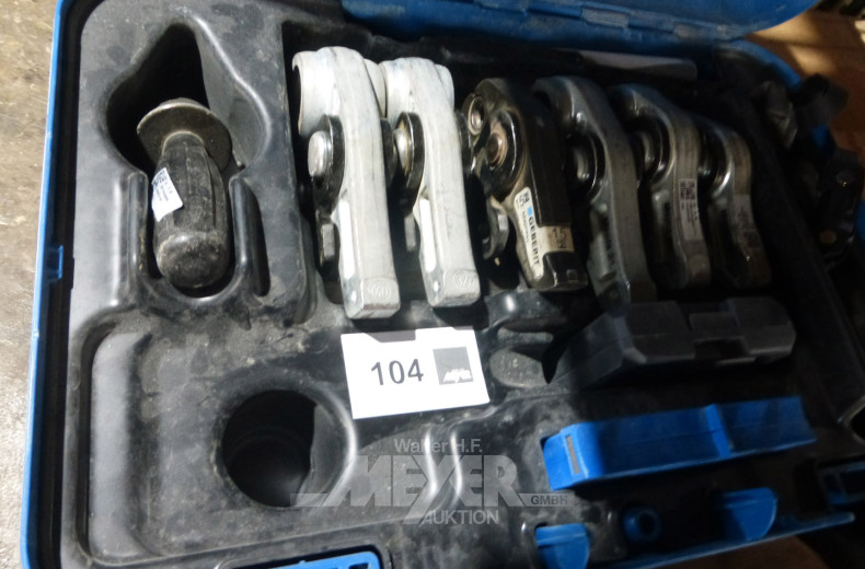 6 Pressbacken im Koffer