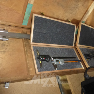 gr. Messschieber sowie 2 Digitalmessschieber, 2 Digitaltiefenmaße, 1 gr. Bügelmessschraube GARANT, tlw. neuwertig