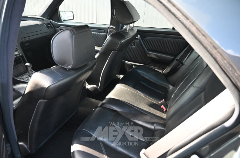 Mercedes-Benz C36 AMG, limousine