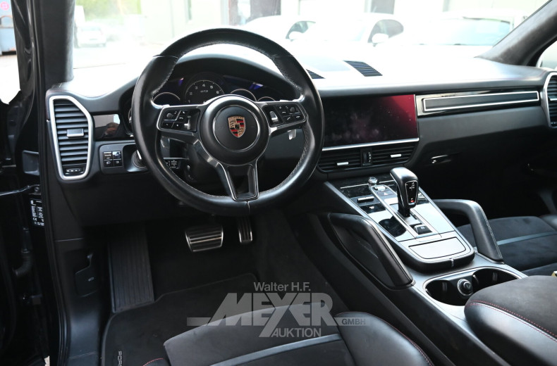 Porsche Cayenne GTS