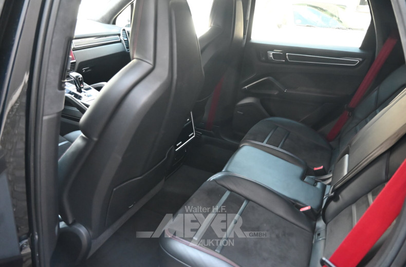 Porsche Cayenne GTS