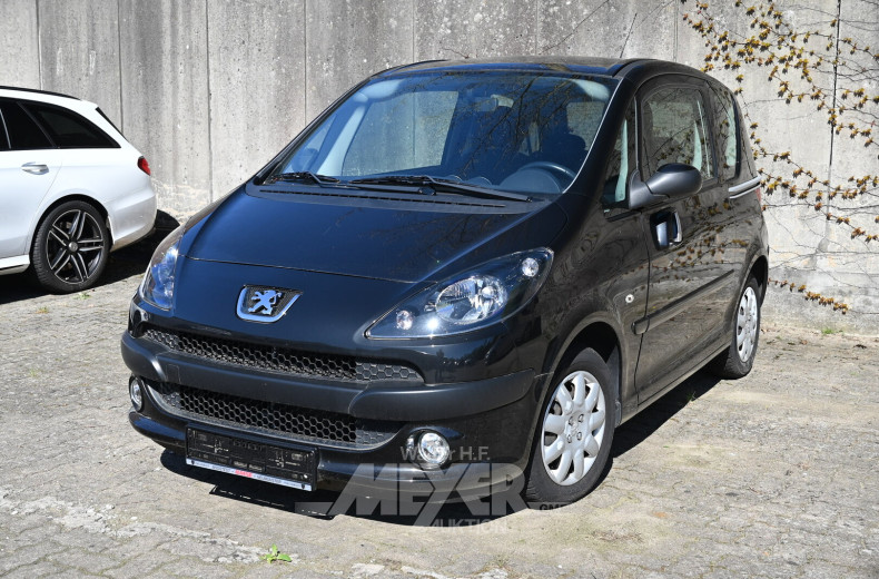 Peugeot 1007, schwarz