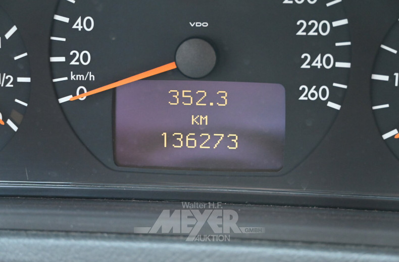 Mercedes-Benz CLK 200 Coupé, silber