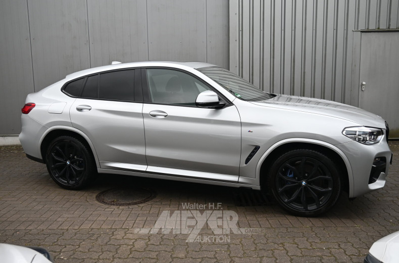 BMW x4 M40d, glaciersilber metallic