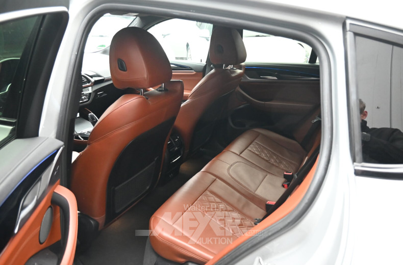 BMW x4 M40d, glaciersilber metallic