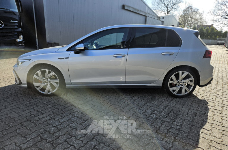 Volkswagen Golf 2.0 TDI SCR DSG GTD, reflexsilber metallic