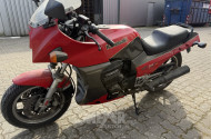 Kawasaki GPZ 900