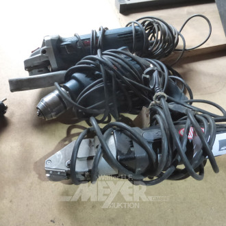 3 Handmaschinen, u.a. 1 Blechschere, 1 Bohrmaschine und 1 Winkelschleifmaschine