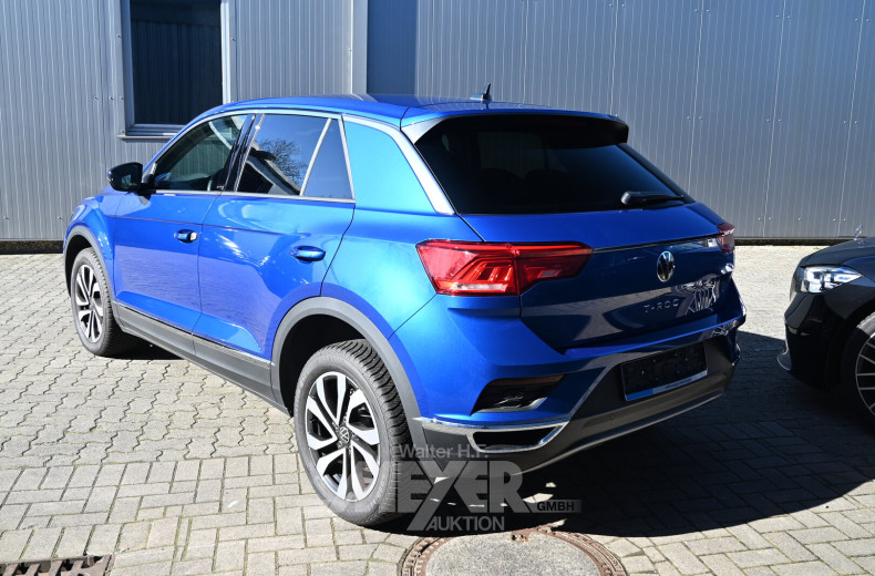 Volkswagen T-Roc 1.5 TSI OPF DSG Active, ravenna blue metallic