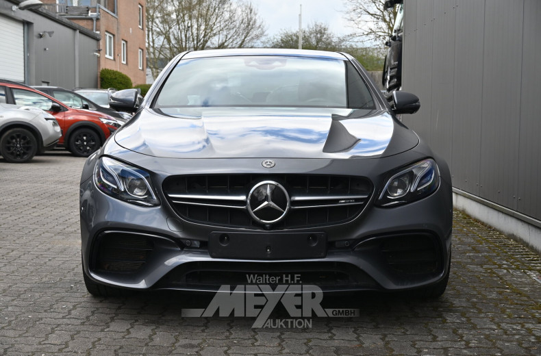 Mercedes-Benz E63 AMG Limousine 4Matic+