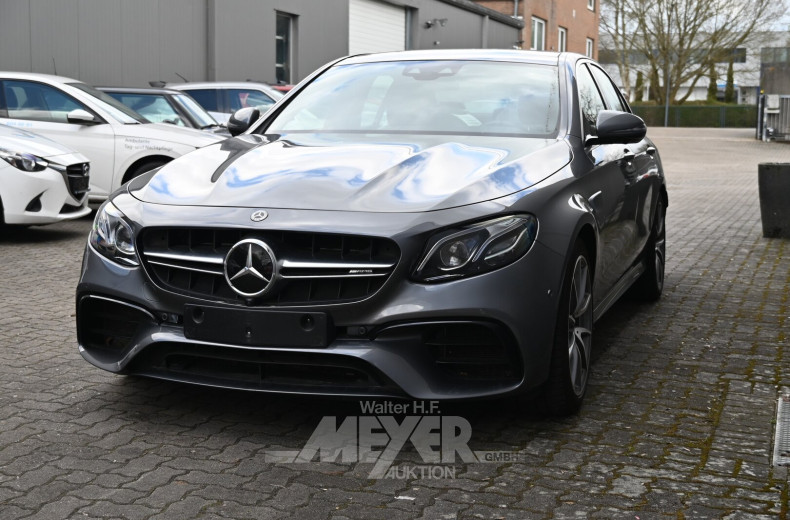 Mercedes-Benz E63 AMG Limousine 4Matic+