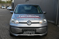 Volkswagen UP, foliert, weiß