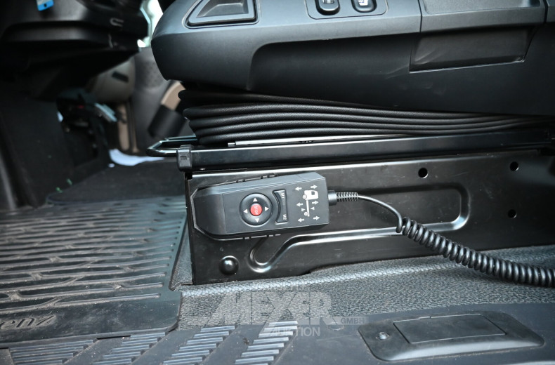 Sattelzugmaschine Mercedes-Benz Actros 1833 4x2, schwarz