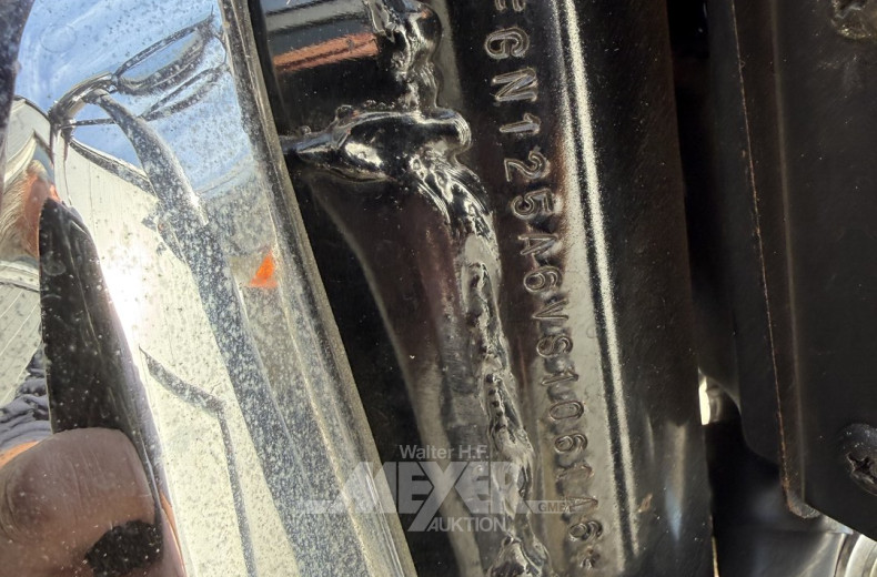 San Yang Husky 125 Chopper