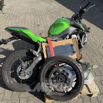 Kawasaki ER650H, grün, teilzerlegt