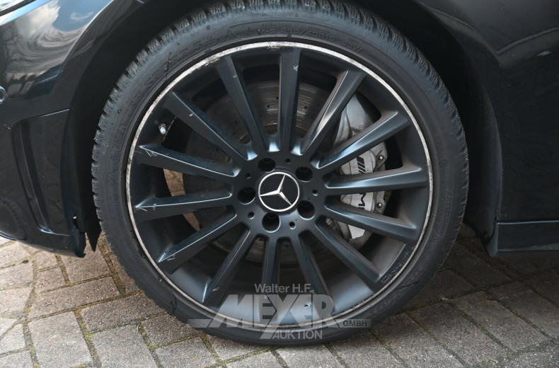 Mercedes-Benz C43 AMG Coupé 4Matic 9G-Tronic, schwarz