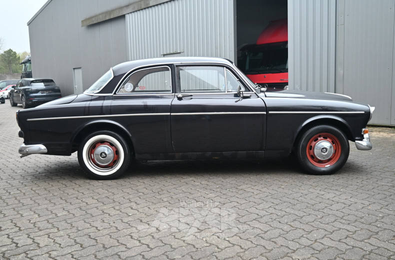 Volvo Amazon, schwarz