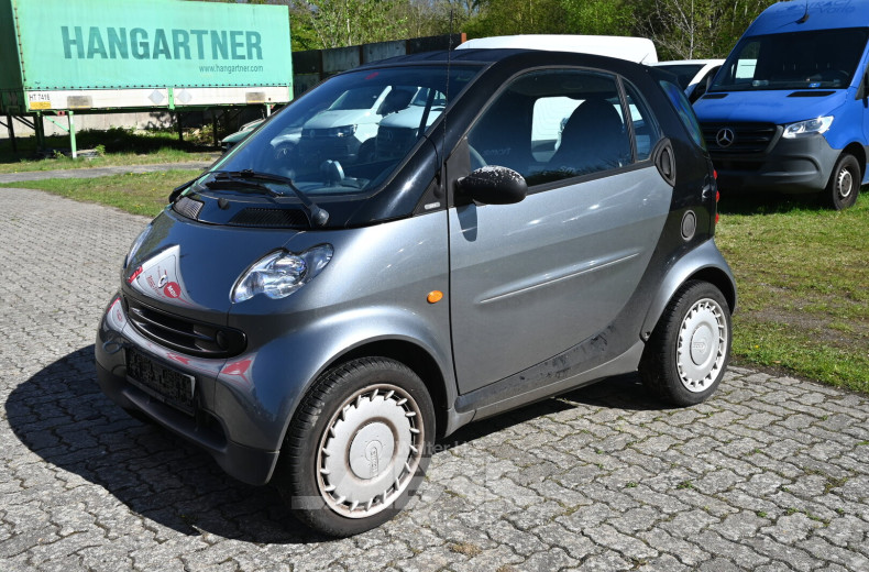 SMART fortwo, grau