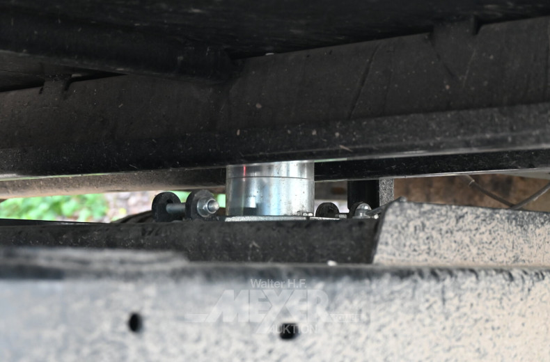 Dreiseiten-Kippanhänger FUHRMANN