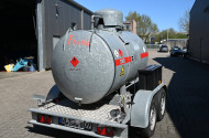 Kraftstoffanhänger BECK mit Rietbergaufbau